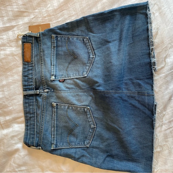 Levi’s Skirt Size 26 - Picture 4 of 8